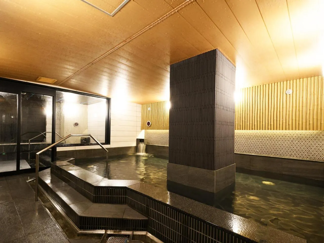 Apa Hotel Sapporo Odori Ekimae Minami